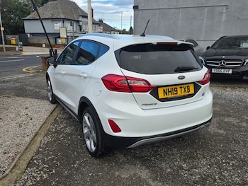 Used Ford Fiesta 2019 for sale - 76163144: Photo