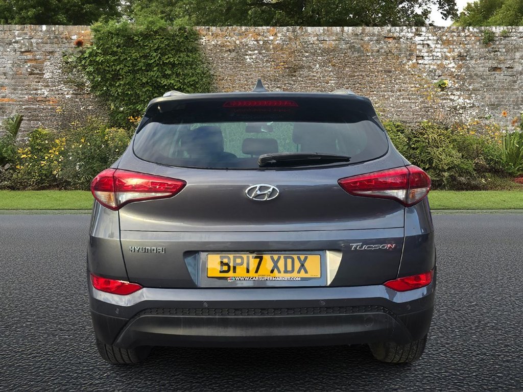 Used Hyundai TUCSON 2017 for sale - 76923292: Photo 5