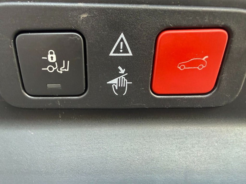 Used Peugeot 5008 2018 for sale - 78167385: Photo 24