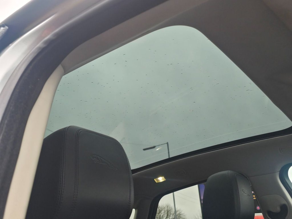 Used Jaguar E-Pace 2018 for sale - 77161550: Photo 17