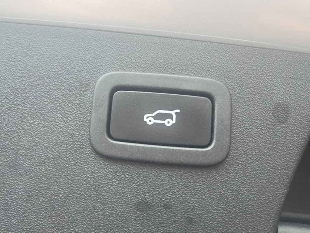 Used Jaguar E-Pace 2018 for sale - 77161550: Photo 8