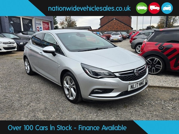 Used Vauxhall Astra 2017 for sale - 76068837: Photo 1