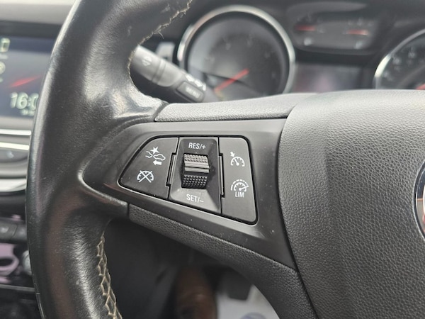 Used Vauxhall Astra 2017 for sale - 76068837: Photo 20