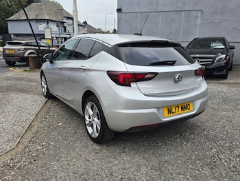 Used Vauxhall Astra 2017 for sale - 76068837: Photo