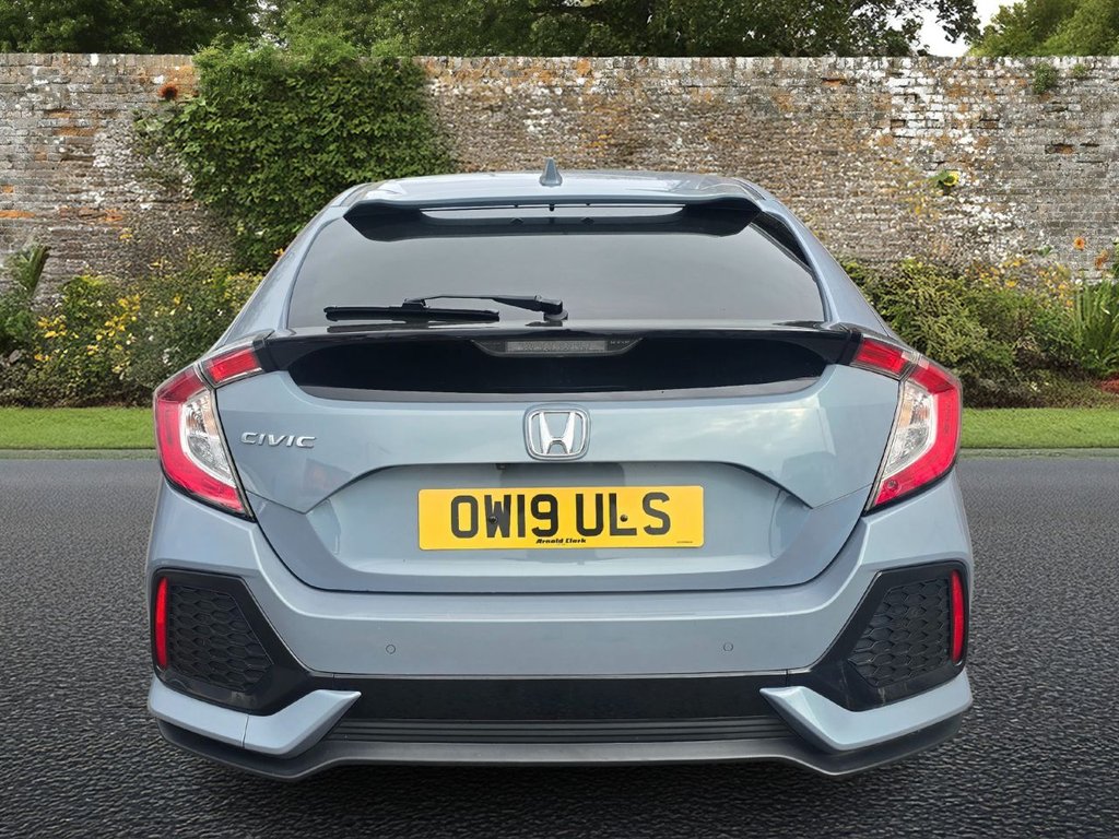 Used Honda Civic 2019 for sale - 77666930: Photo 5