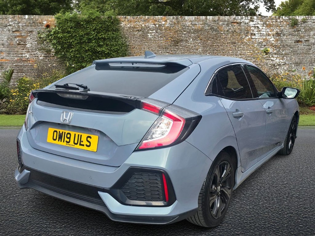 Used Honda Civic 2019 for sale - 77666930: Photo 6