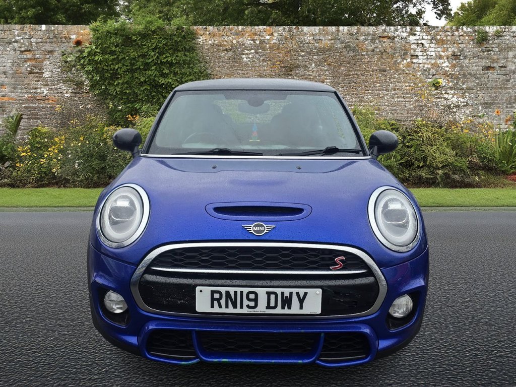 Used MINI Hatch 2019 for sale - 77153833: Photo 2