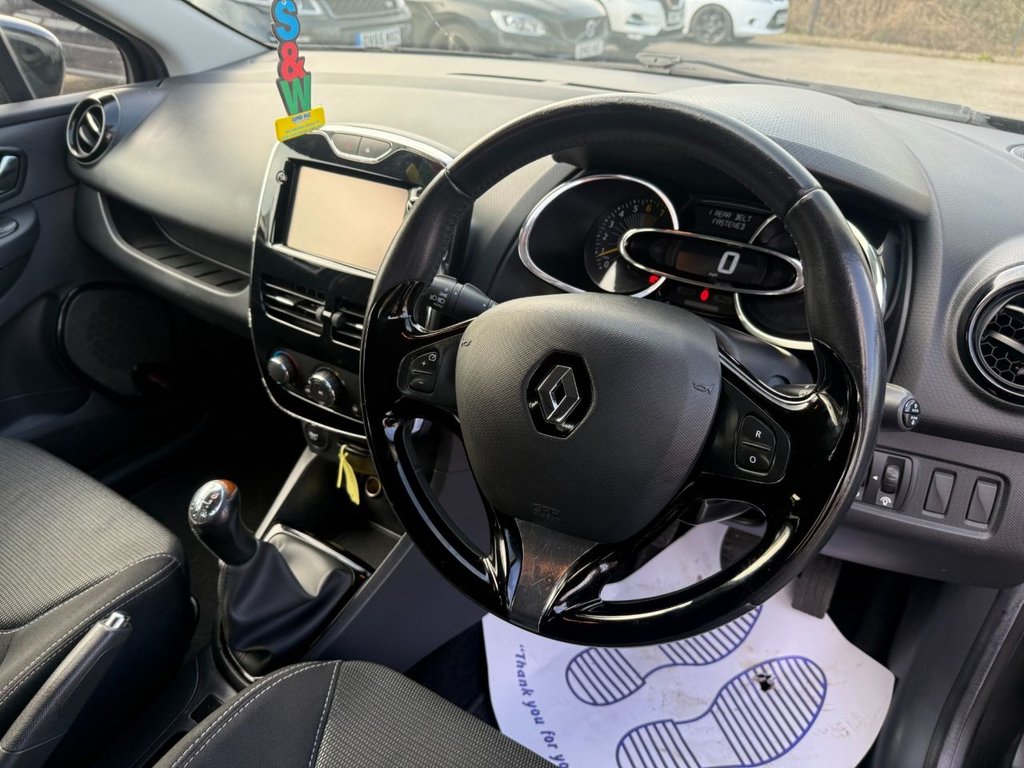 Used Renault Clio 2015 for sale - 77764983: Photo 12