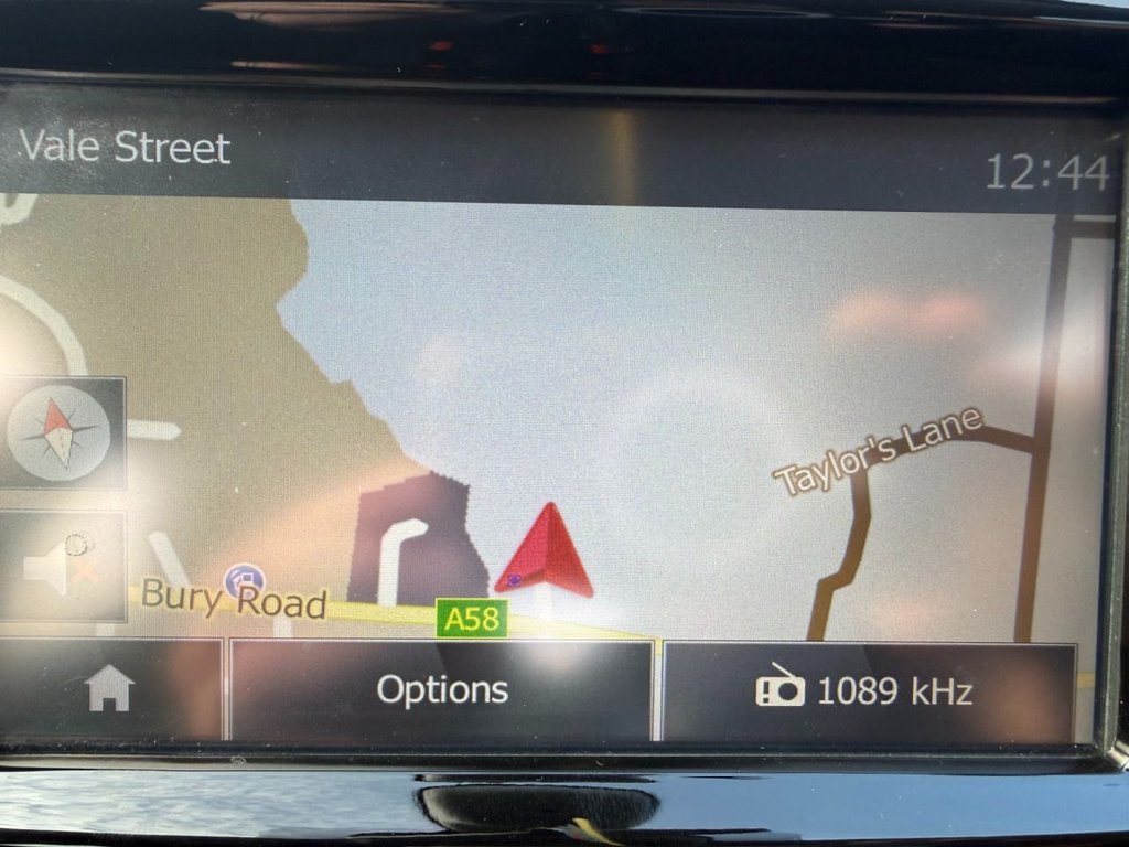 Used Renault Clio 2015 for sale - 77764983: Photo 19