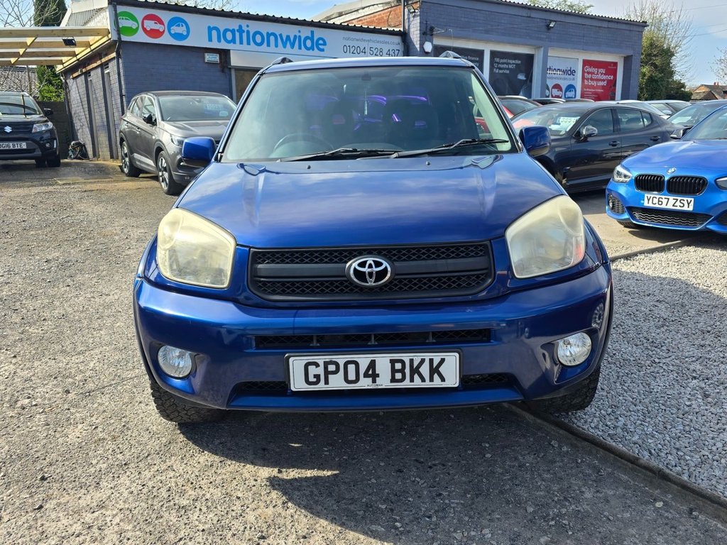 Used Toyota RAV4 2004 for sale - 76900401: Photo 2