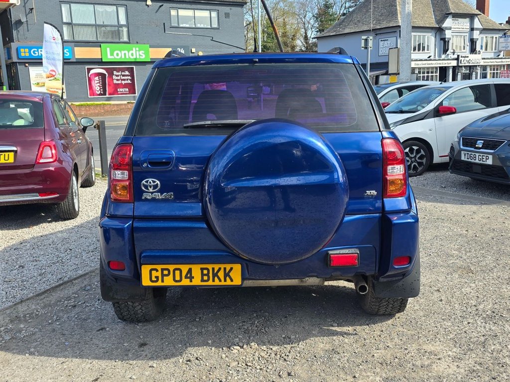 Used Toyota RAV4 2004 for sale - 76900401: Photo 5