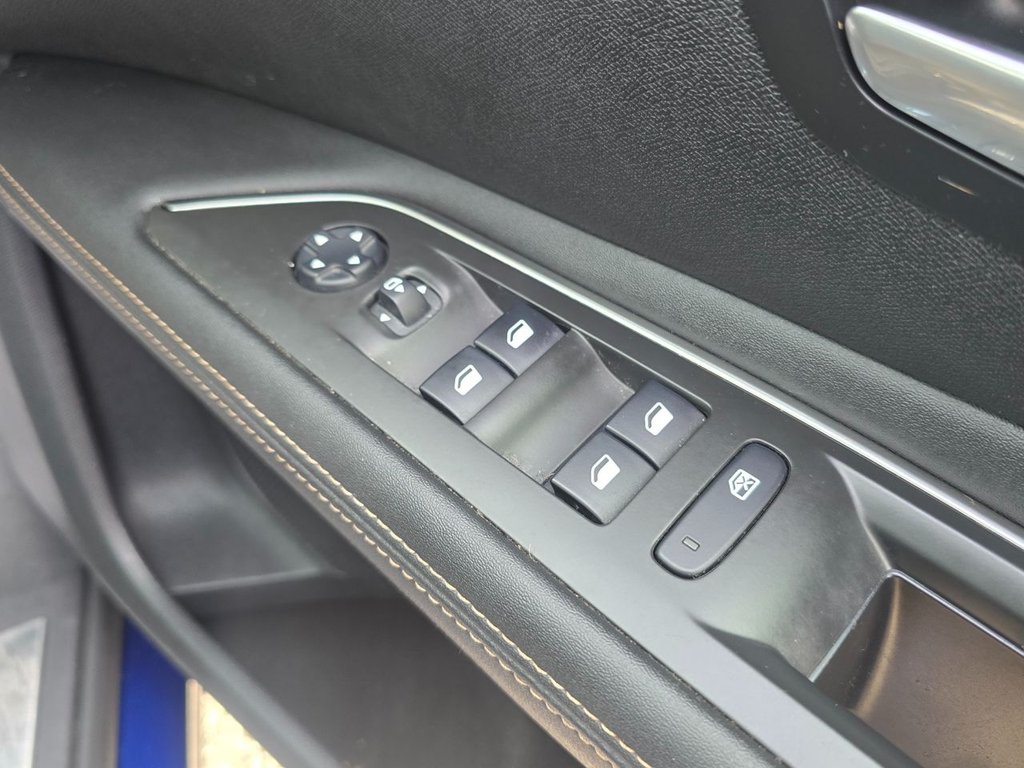 Used Peugeot 3008 2018 for sale - 76163127: Photo 16