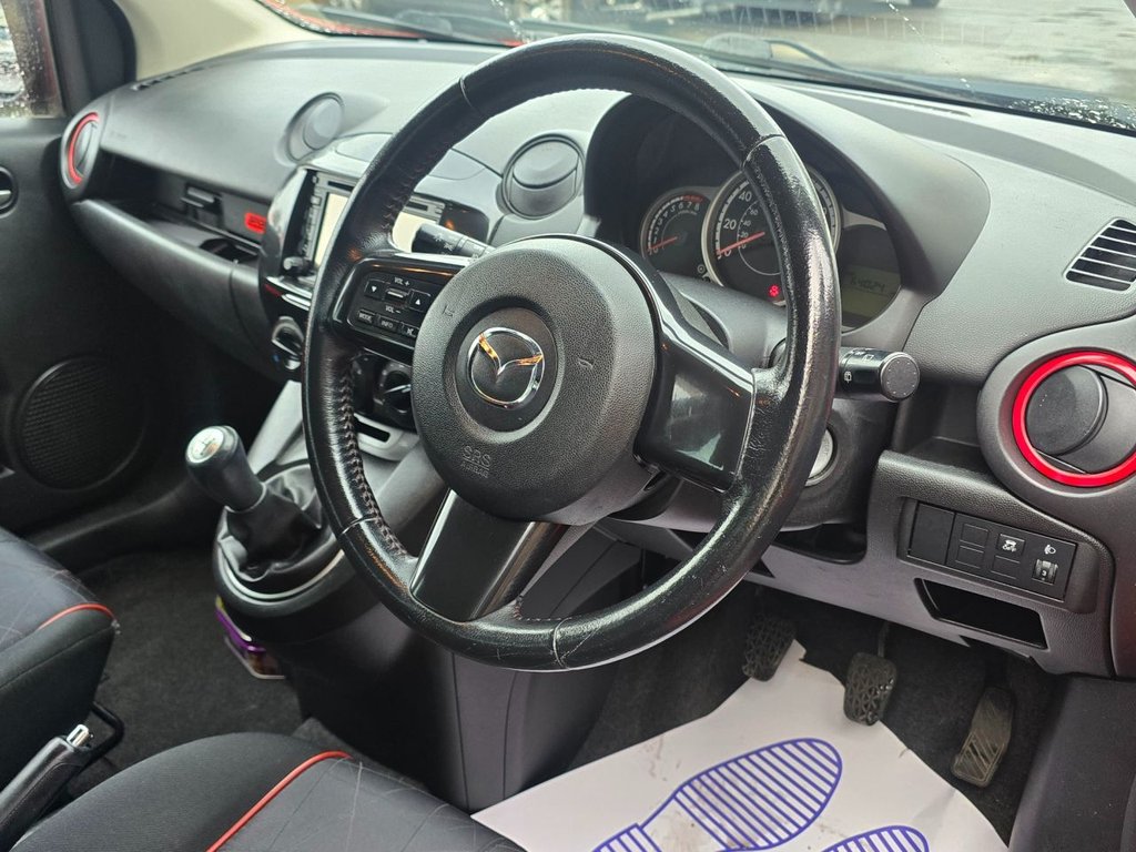 Used Mazda Mazda2 2014 for sale - 77327880: Photo 11