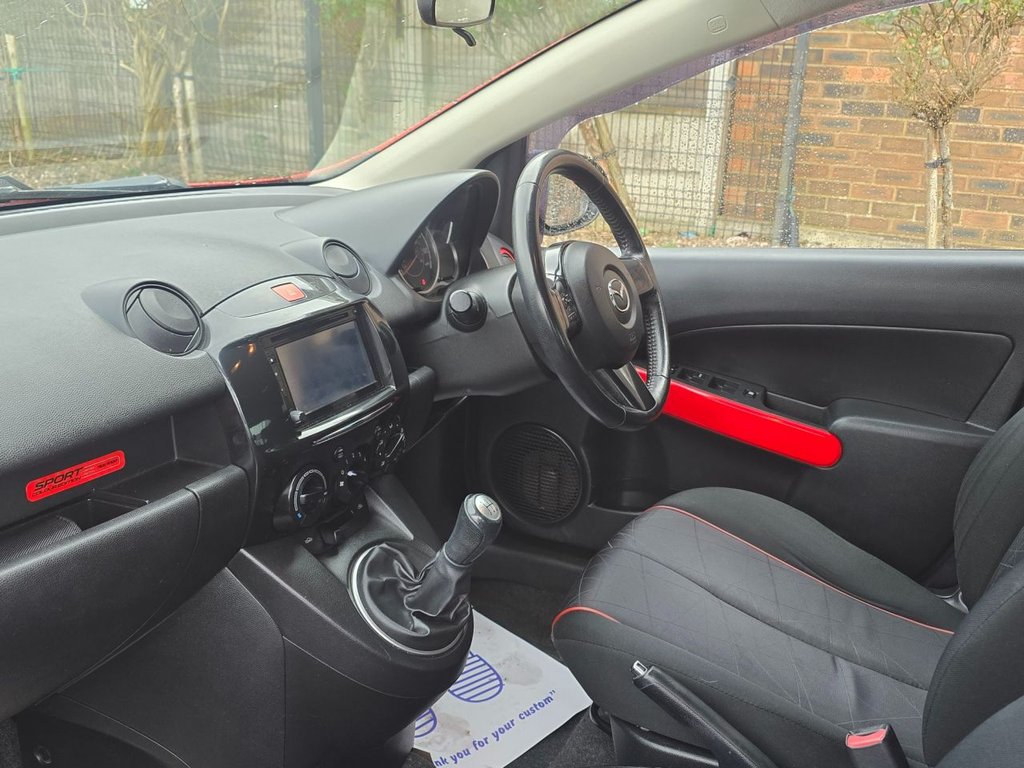 Used Mazda Mazda2 2014 for sale - 77327880: Photo 8