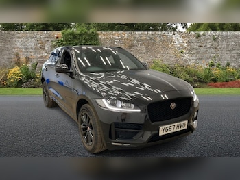 Used Jaguar F-Pace 2017 for sale - 79072232: Photo
