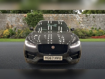 Used Jaguar F-Pace 2017 for sale - 79072232: Photo
