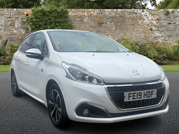 Used Peugeot 208 2019 for sale - 79038276: Photo