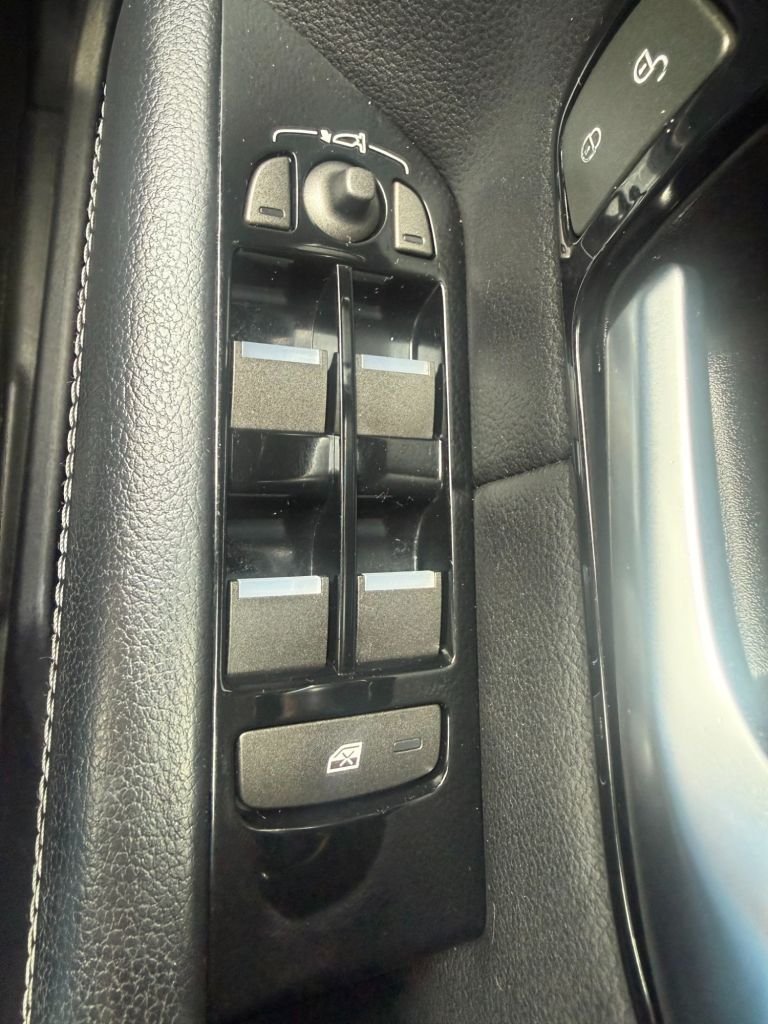 Used Land Rover Range Rover Evoque 2018 for sale - 78082579: Photo 22