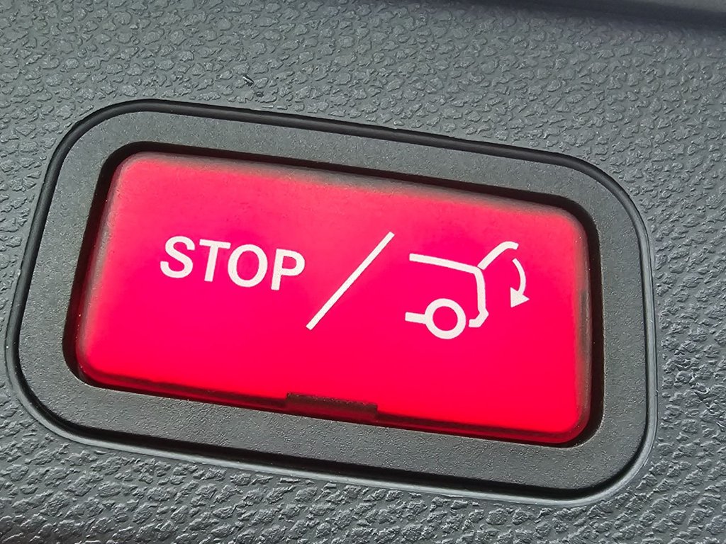 Used Mercedes-Benz C Class 2018 for sale - 76900890: Photo 8