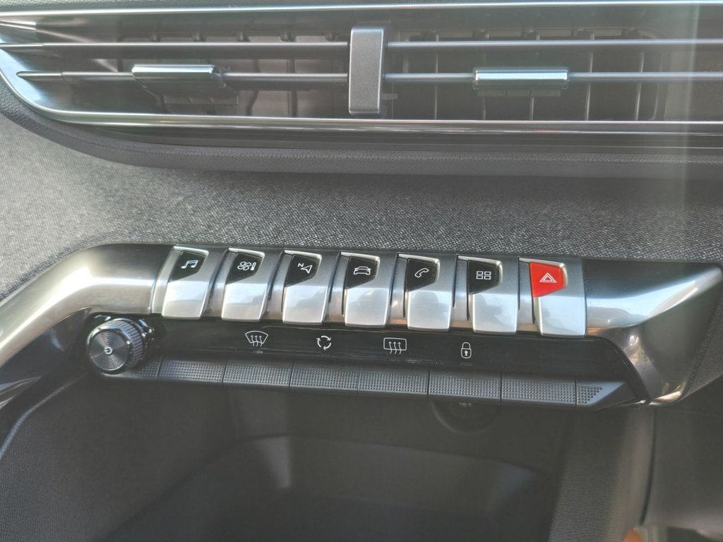 Used Peugeot 3008 2020 for sale - 77341457: Photo 17