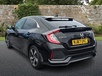 Used Honda Civic 2018 for sale - 77451435: Photo