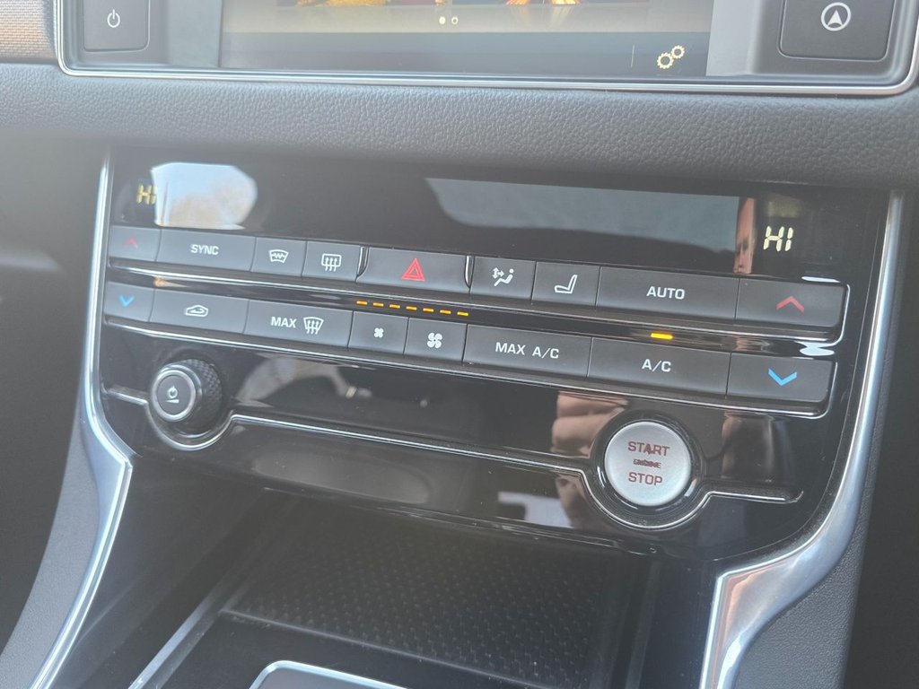 Used Jaguar XF 2017 for sale - 76783514: Photo 15