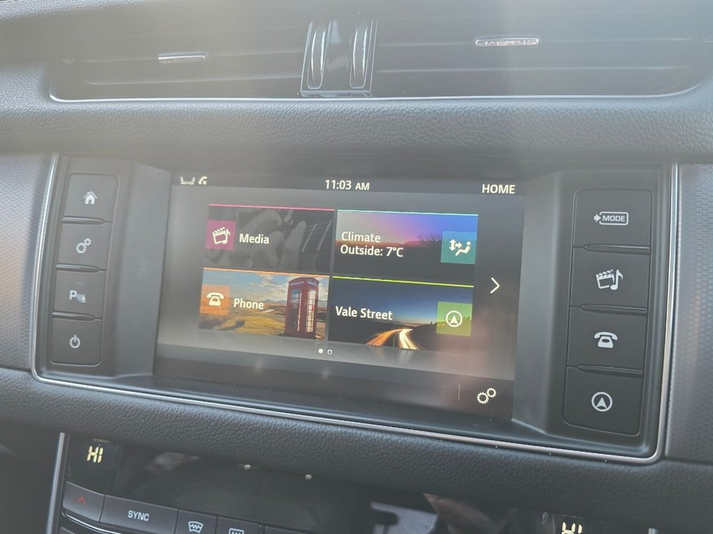 Used Jaguar XF 2017 for sale - 76783514: Photo 16