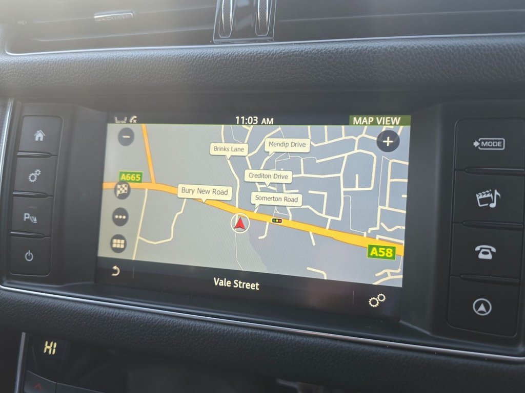 Used Jaguar XF 2017 for sale - 76783514: Photo 17