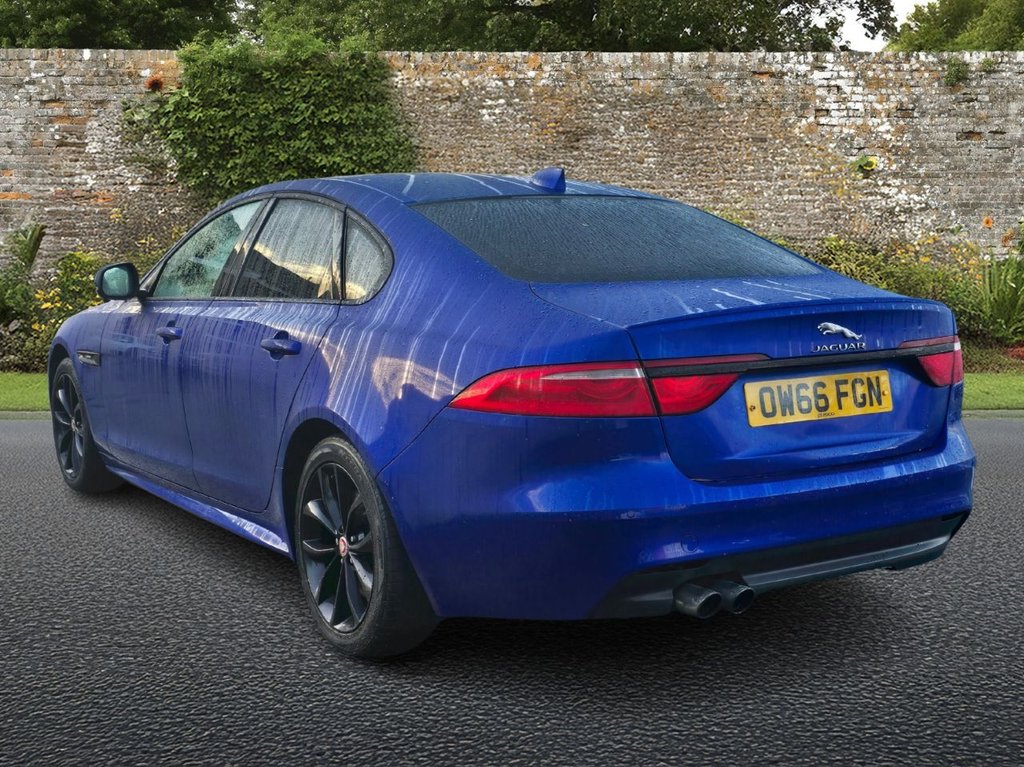 Used Jaguar XF 2017 for sale - 76783514: Photo 4