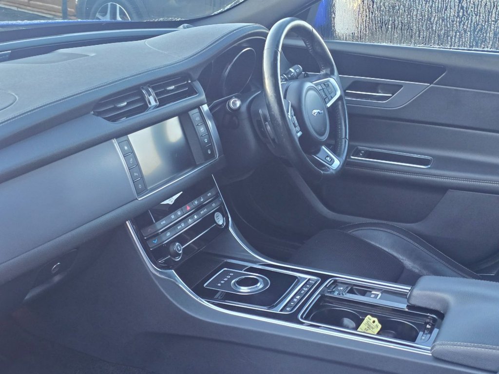Used Jaguar XF 2017 for sale - 76783514: Photo 9