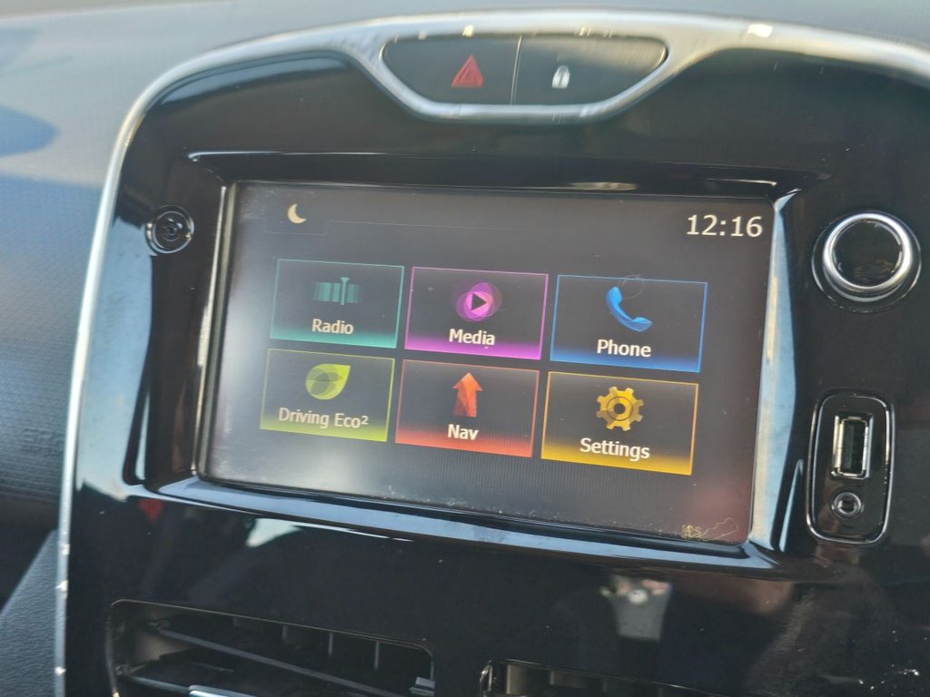 Used Renault Clio 2016 for sale - 75912355: Photo 17