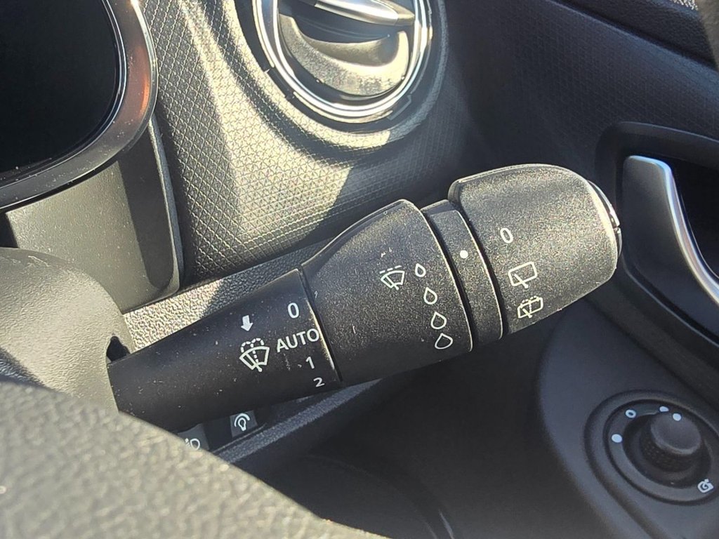 Used Renault Clio 2016 for sale - 75912355: Photo 24