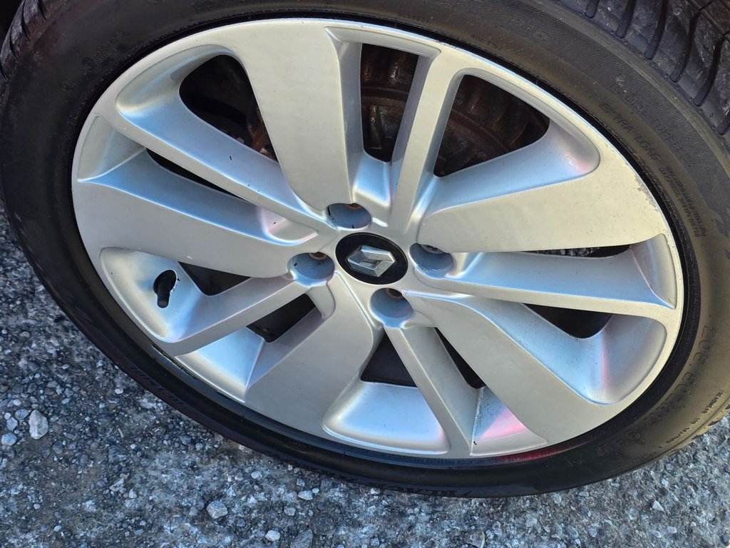 Used Renault Clio 2016 for sale - 75912355: Photo 8