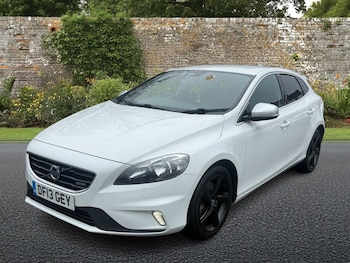 Used Volvo V40 2013 for sale - 78330311: Photo