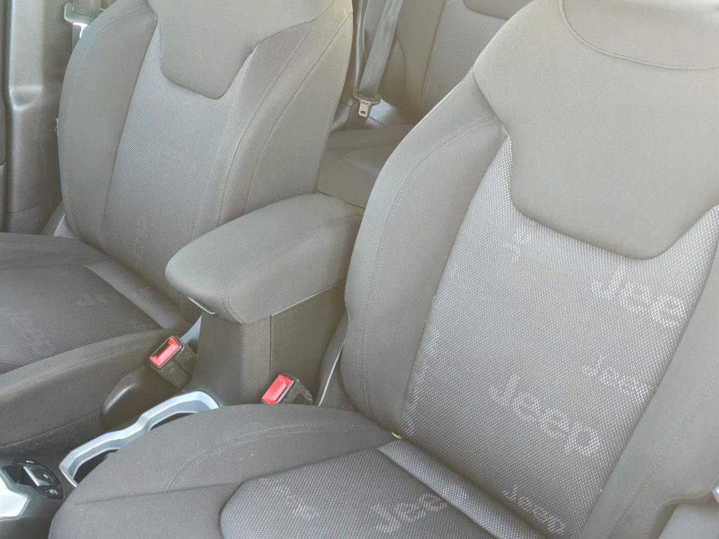 Used Jeep Renegade 2016 for sale - 77037998: Photo 10