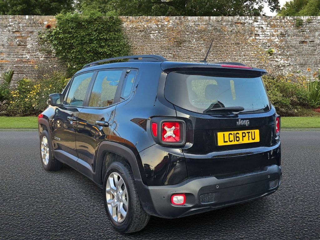 Used Jeep Renegade 2016 for sale - 77037998: Photo 4