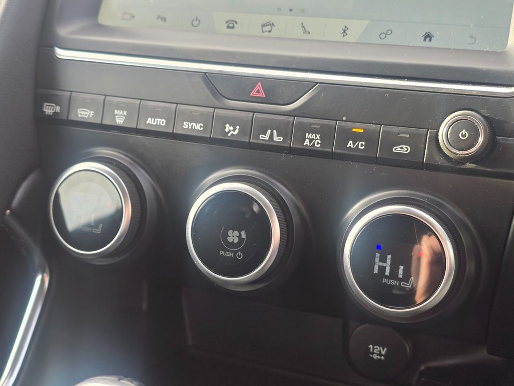 Used Jaguar E-Pace 2019 for sale - 76950228: Photo 17