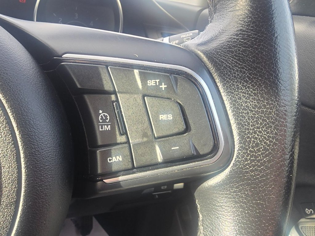 Used Jaguar E-Pace 2019 for sale - 76950228: Photo 23