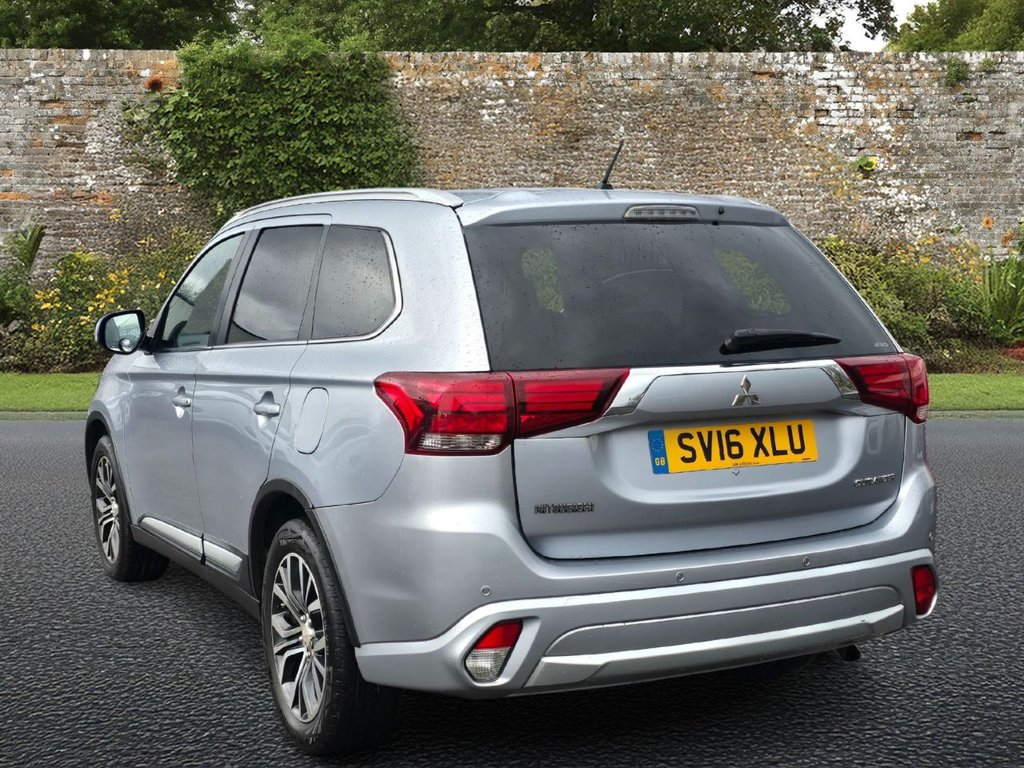 Used Mitsubishi Outlander 2016 for sale - 77499500: Photo 4