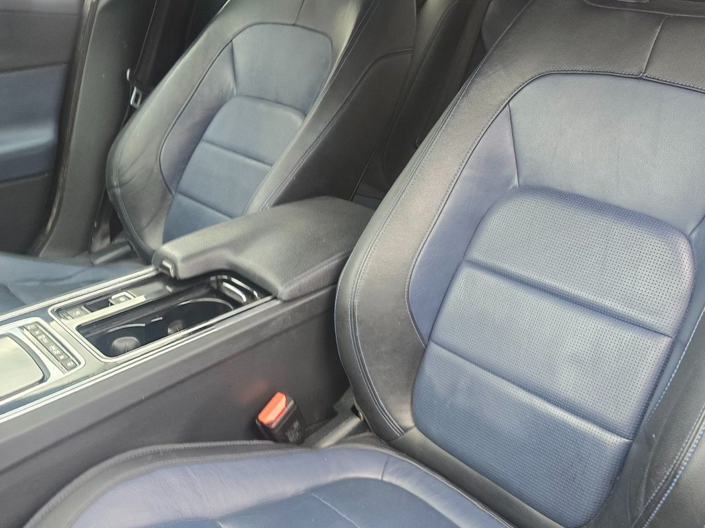 Used Jaguar XE 2018 for sale - 76792036: Photo 10