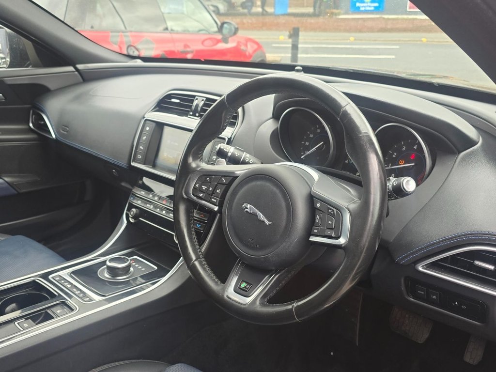 Used Jaguar XE 2018 for sale - 76792036: Photo 12