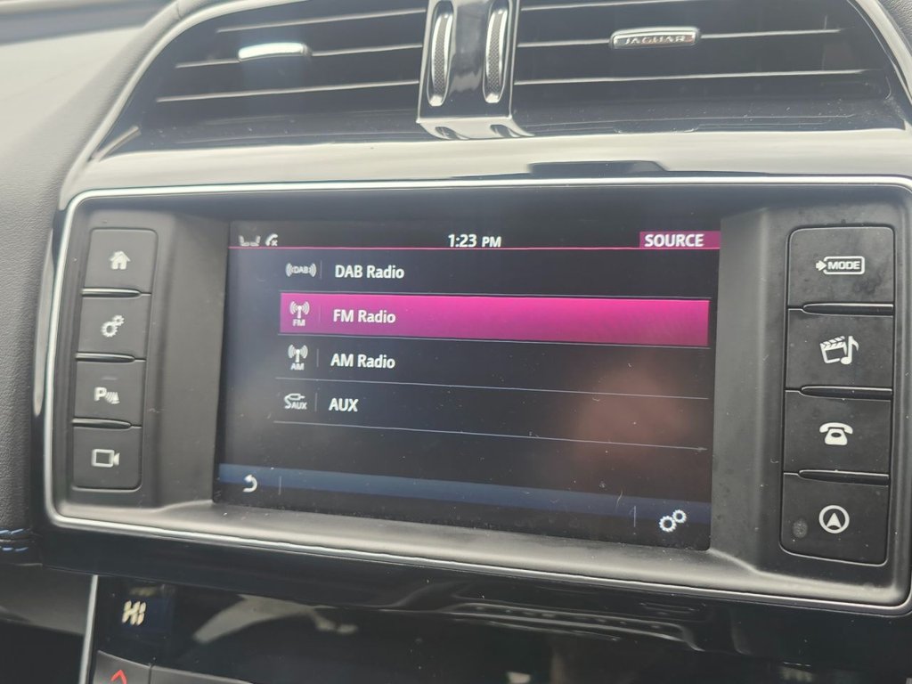 Used Jaguar XE 2018 for sale - 76792036: Photo 18