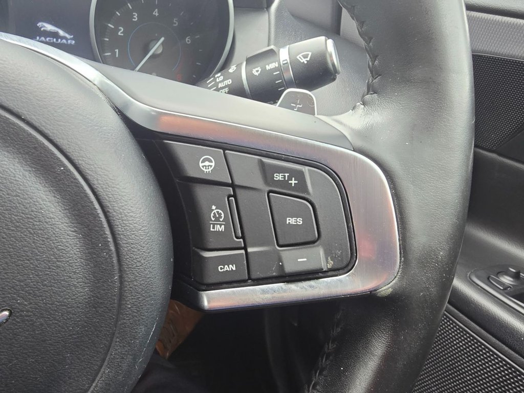 Used Jaguar XE 2018 for sale - 76792036: Photo 24