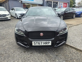 Used Jaguar XE 2018 for sale - 76792036: Photo