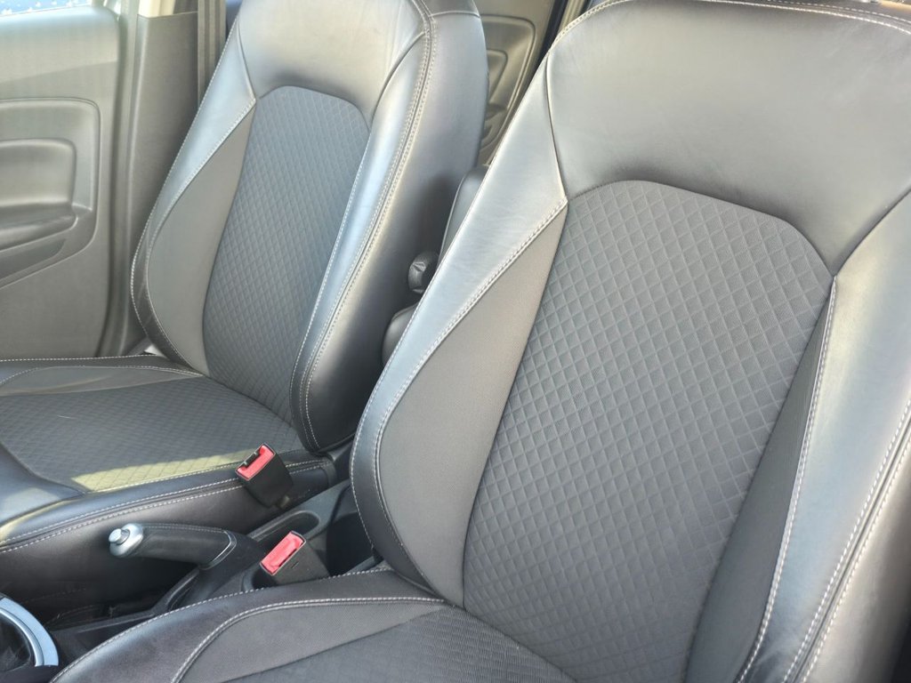 Used Ford Ecosport 2017 for sale - 76740230: Photo 11