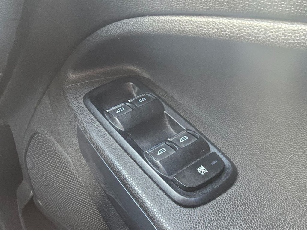 Used Ford Ecosport 2017 for sale - 76740230: Photo 15