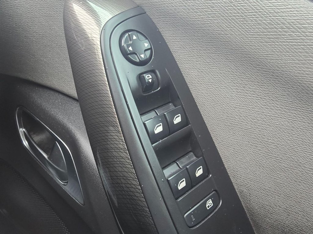 Used Citroen C4 Grand Picasso 2016 for sale - 77498628: Photo 17