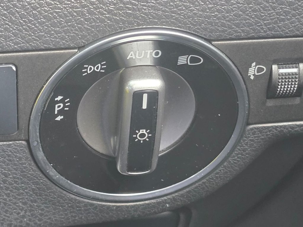 Used Mercedes-Benz A-Class 2017 for sale - 76670641: Photo 15