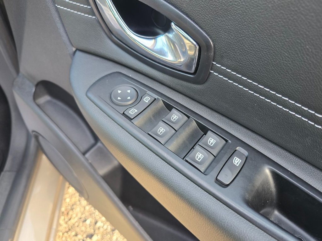 Used Renault Scenic 2016 for sale - 76356820: Photo 15