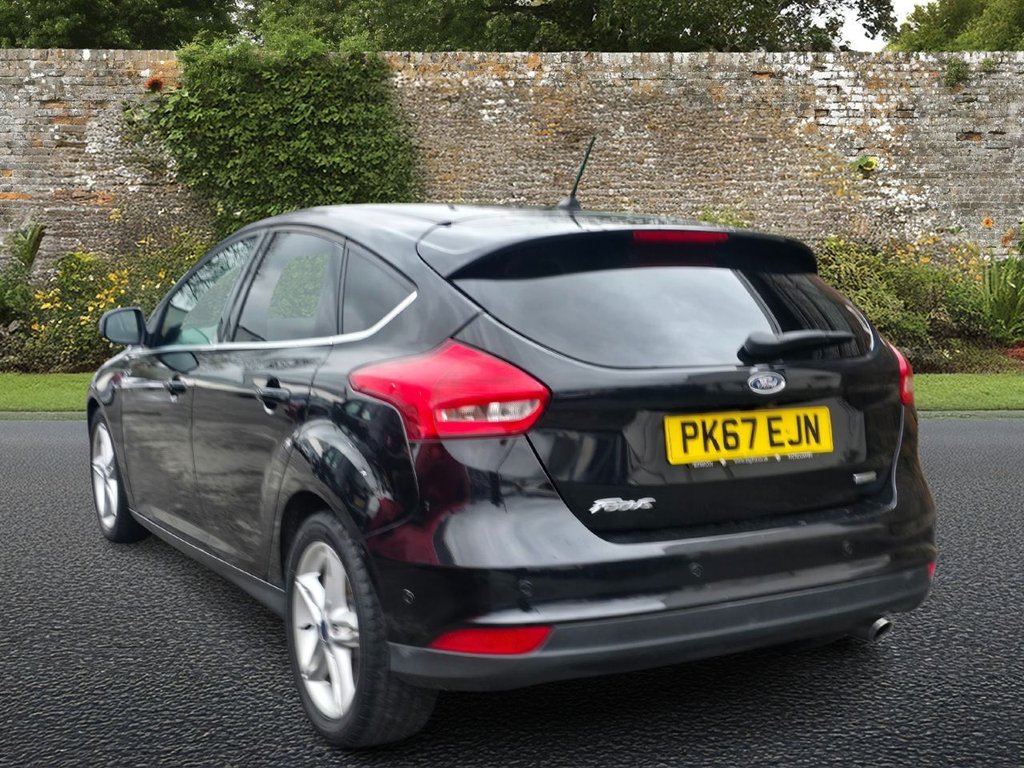 Used Ford Focus 2017 for sale - 77849579: Photo 4